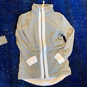 Lululemon gray jacket size 6